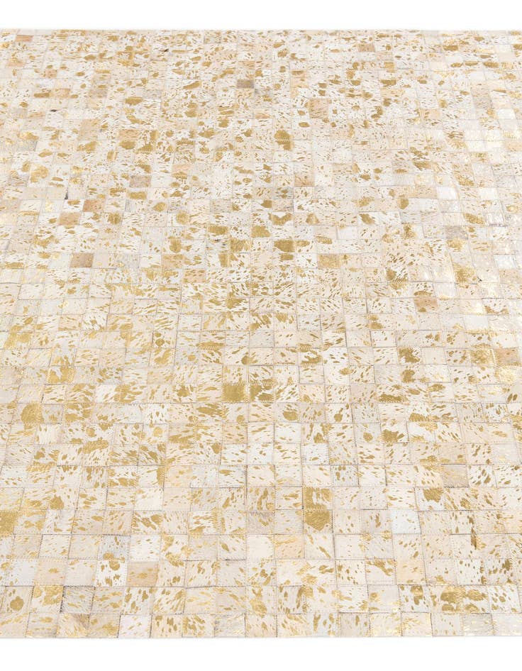 Detail image of 5' x 7' 11 Cowhide Stocks Rug