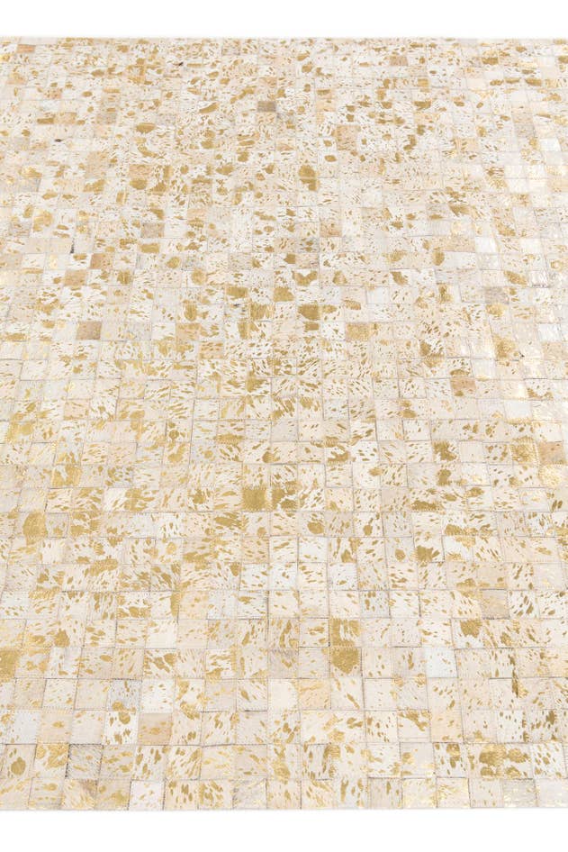 Detail image of 5' x 7' 11 Cowhide Stocks Rug