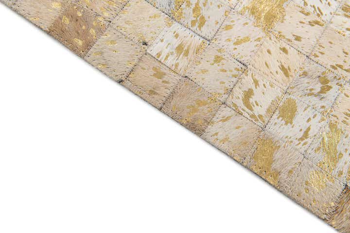 5' 1 x 8' Cowhide Stocks Rug