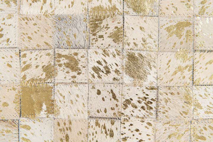 5' 1 x 8' Cowhide Stocks Rug