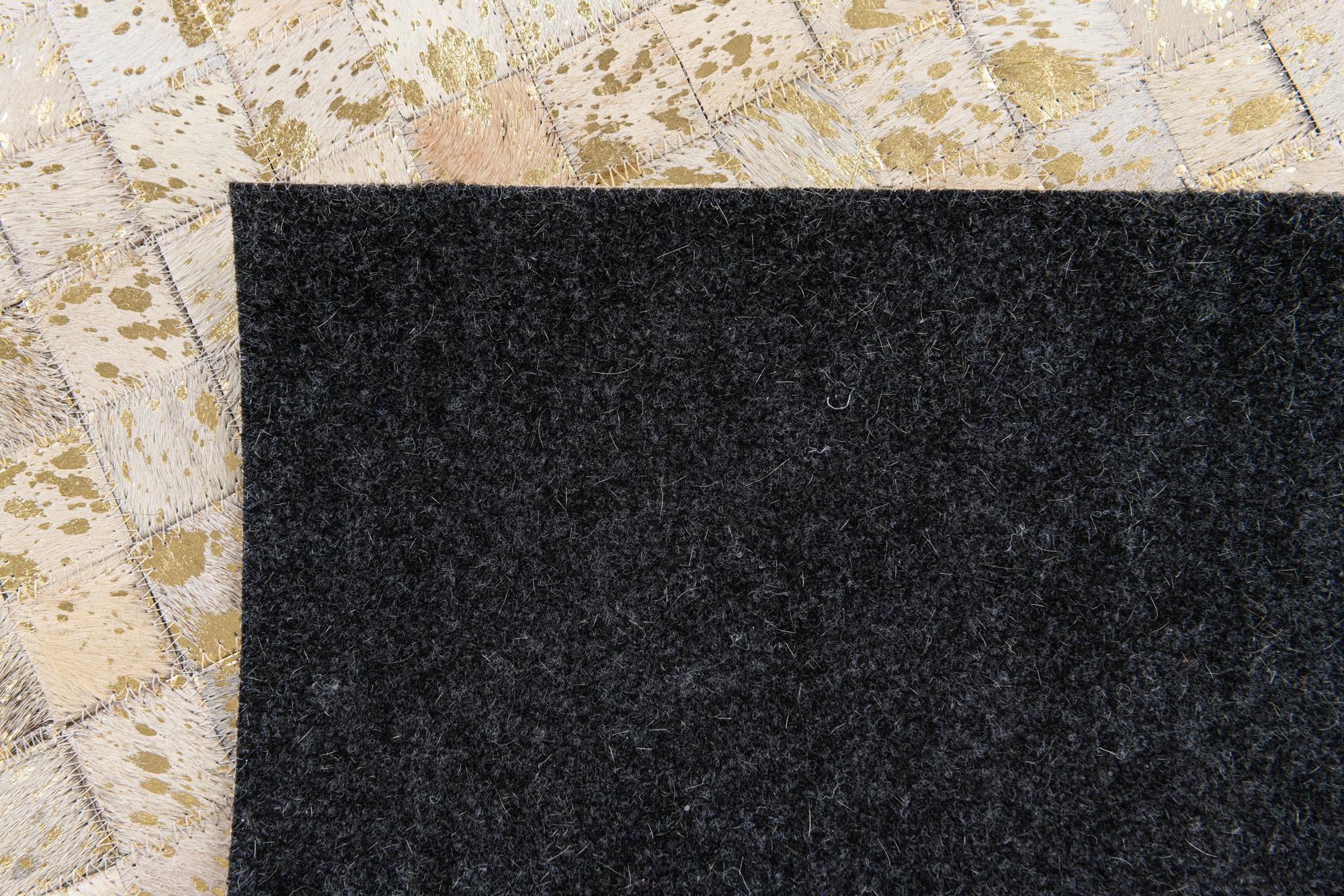 5' 1 x 8' Cowhide Stocks Rug