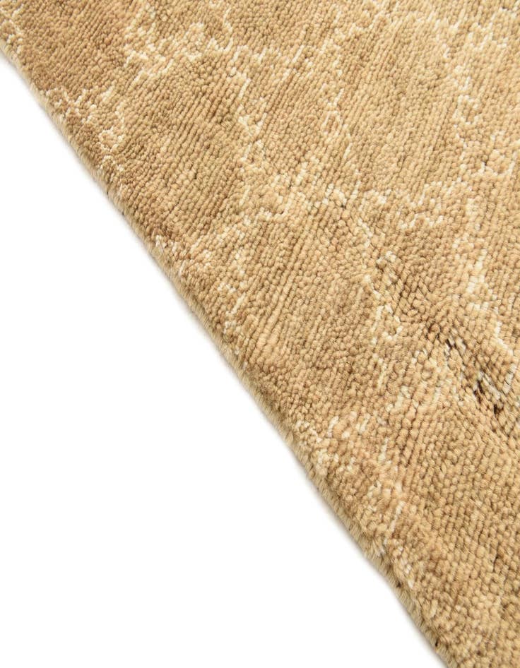 Detail image of 5' 5 x 7' 10  Hand Knotted Darya Wool Rug