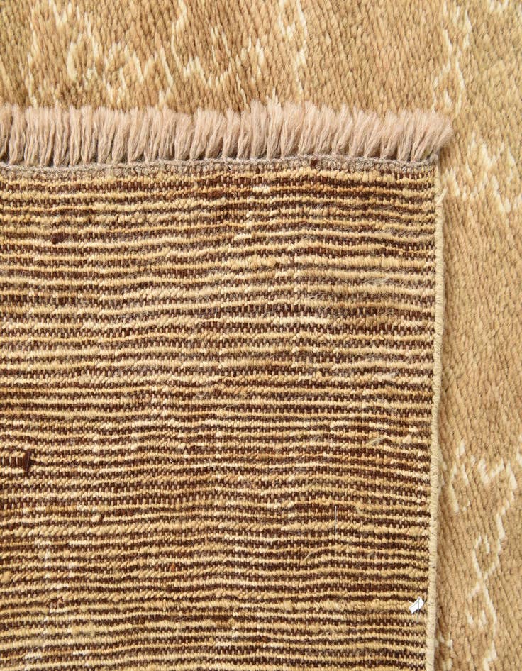 Detail image of 5' 5 x 7' 10  Hand Knotted Darya Wool Rug
