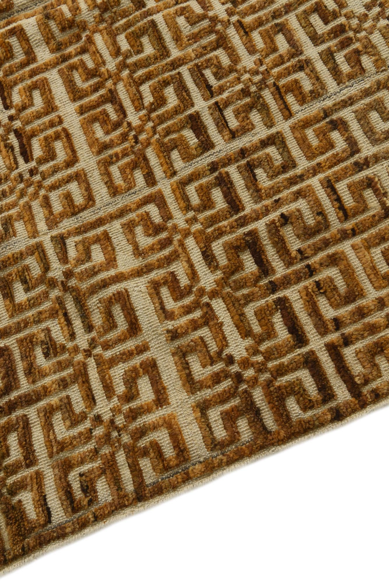 5' 7 x 7' 6 Hand Knotted Darya Wool Rug