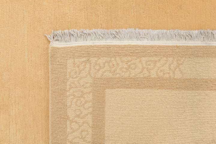 5' 7 x 7' 10 Hand Knotted Darya Wool Rug