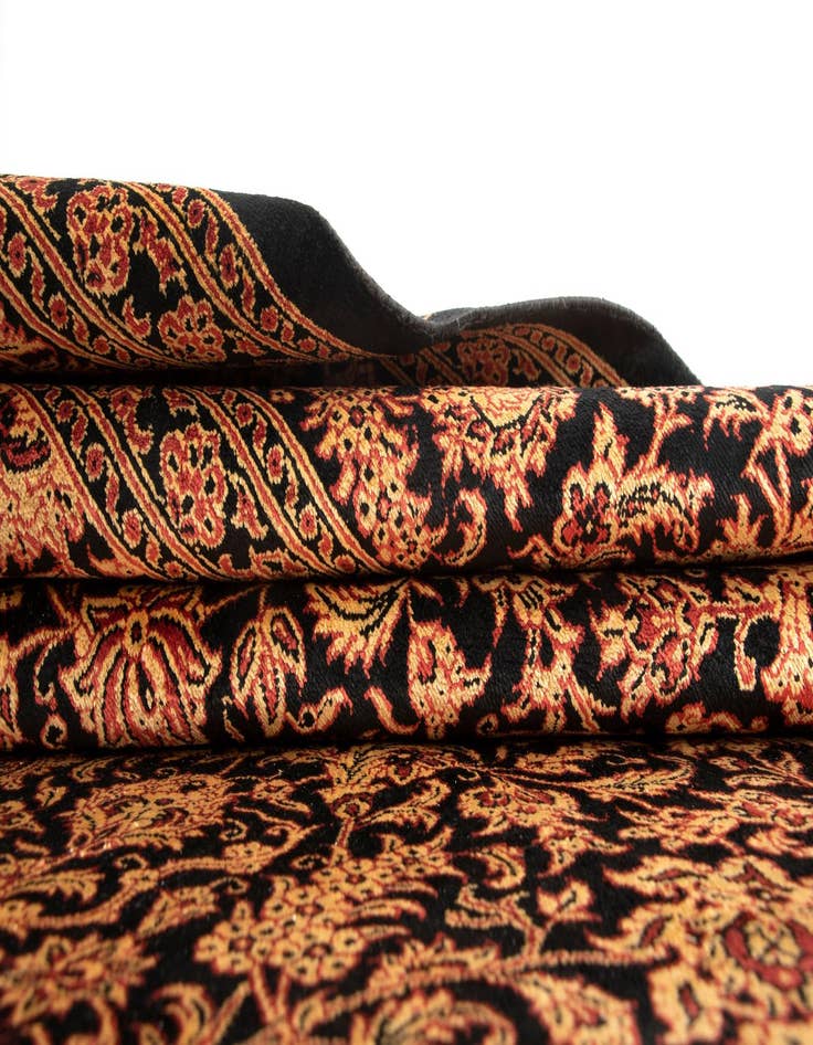 Detail image of 6' 5 x 9' 7 Ghom Silk Rug
