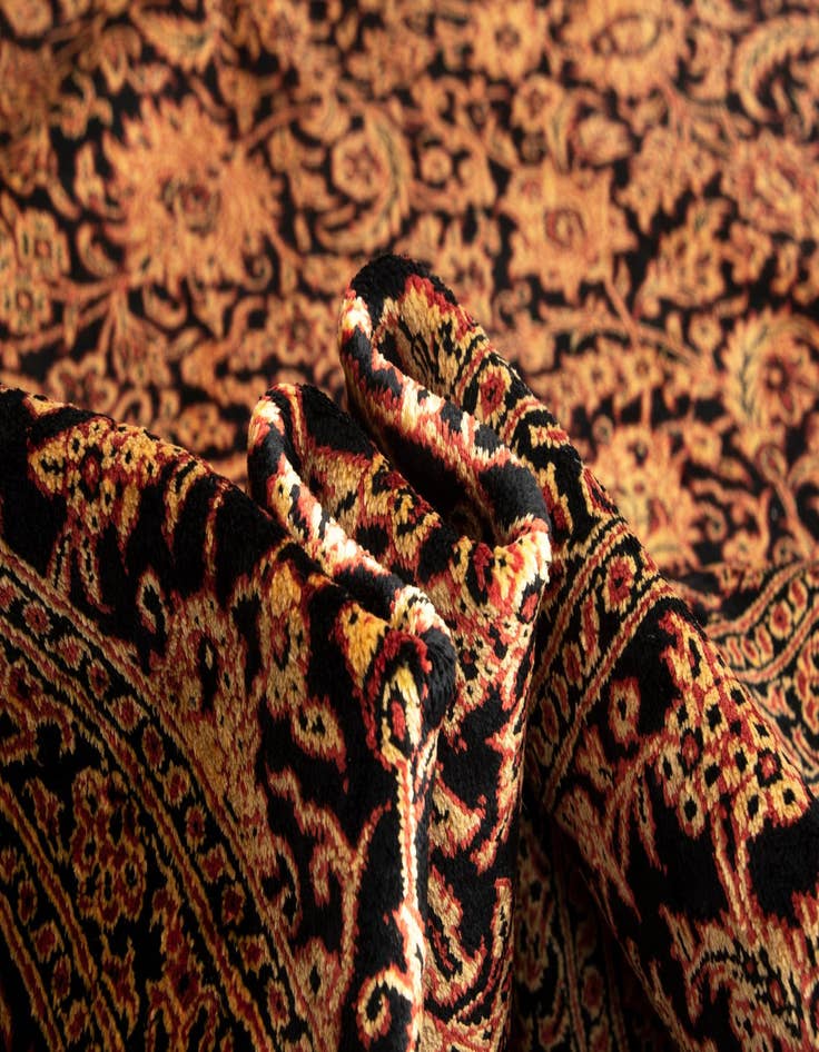 Detail image of 6' 5 x 9' 7 Ghom Silk Rug