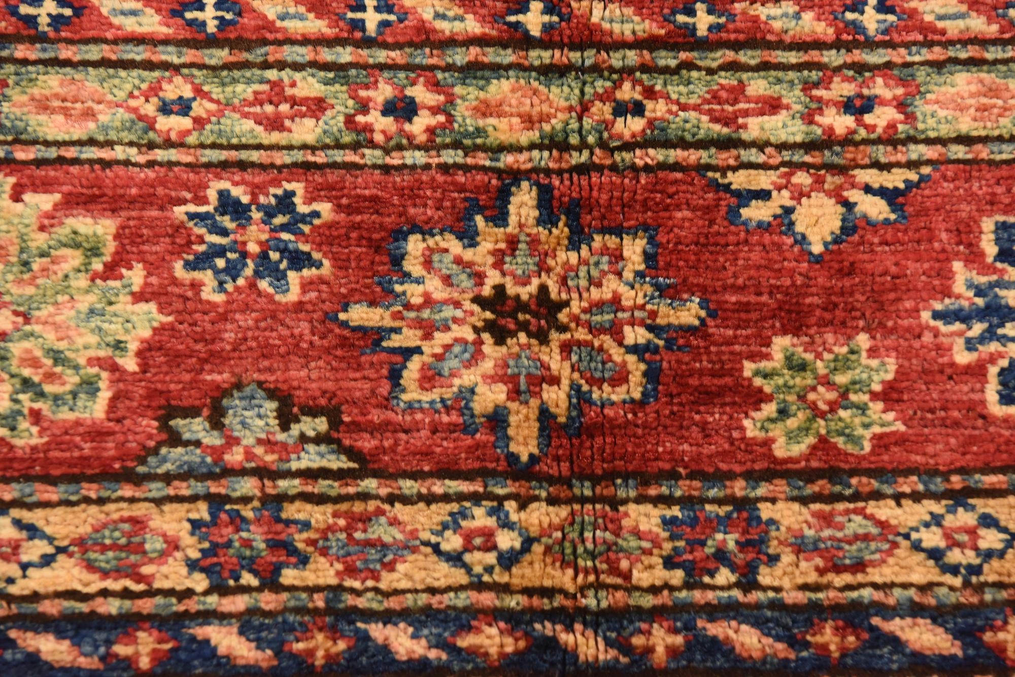5' 8 x 7' 8 Hand Knotted Kazak Oriental Rug