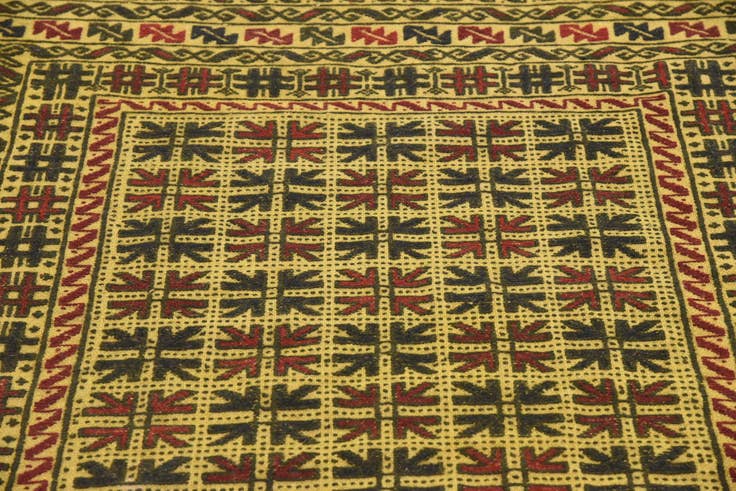 Detail image of 3' 10 x 6' Hand Woven Kilim Afghan Wool Rug