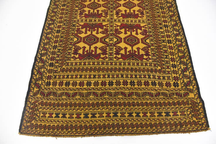 Detail image of 4' x 6' Hand Woven Kilim Afghan Wool Rug