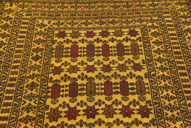 Detail image of 4' x 6' 5 Hand Woven Kilim Afghan Wool Rug