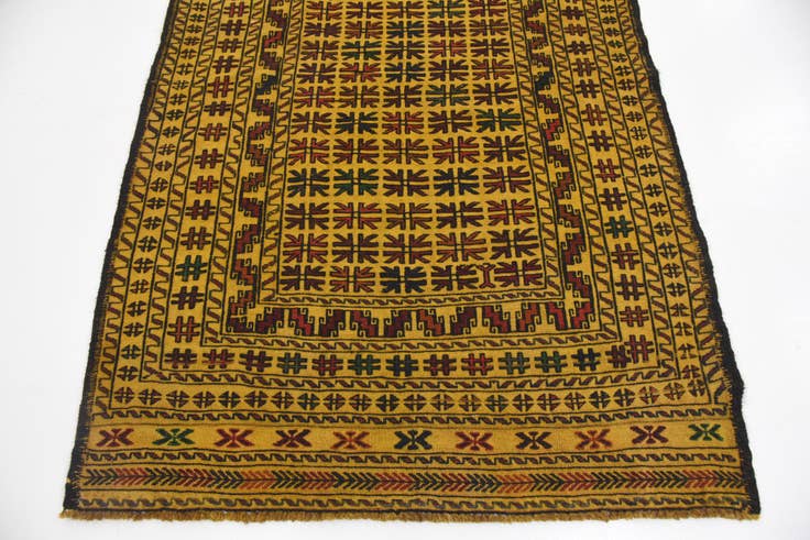 Detail image of 4' x 6' 7 Hand Woven Kilim Afghan Wool Rug