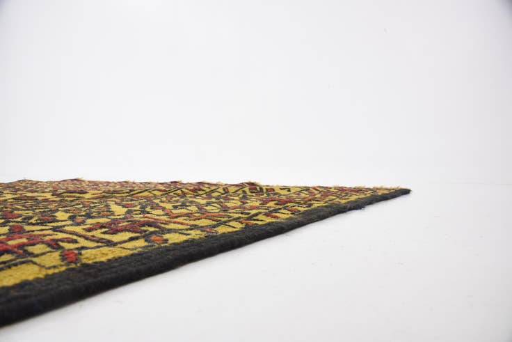Detail image of 4' x 6' 2 Hand Woven Kilim Afghan Wool Rug