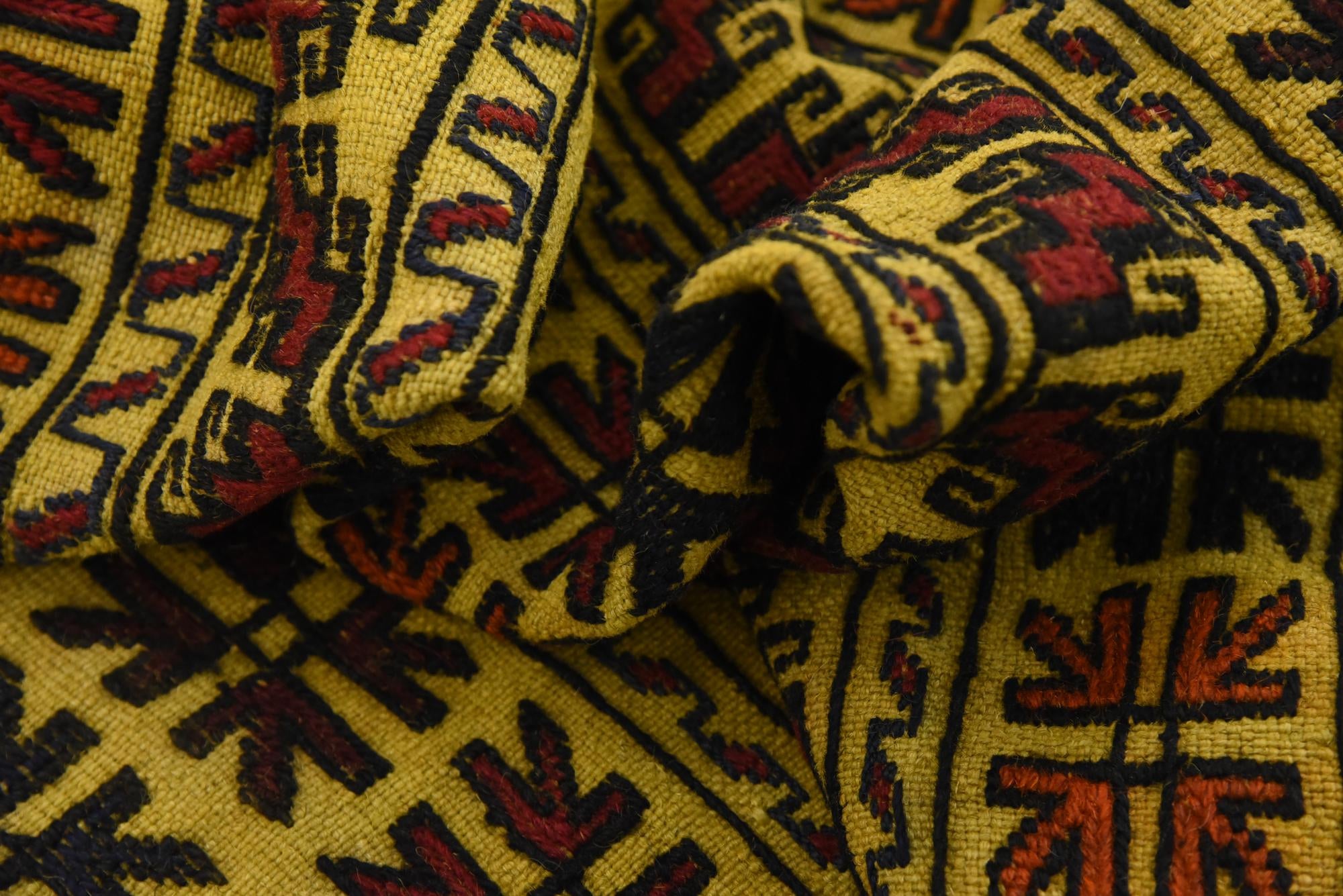 4' x 6' 2 Hand Woven Kilim Afghan Wool Rug
