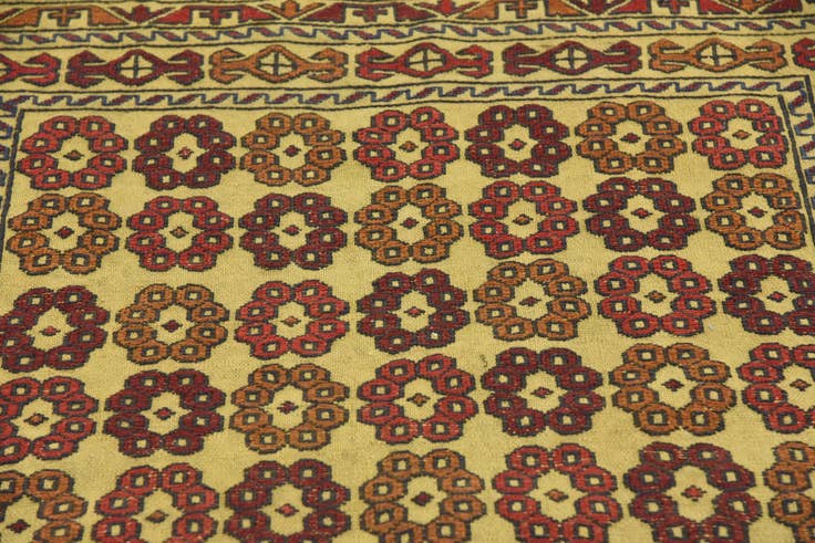 Detail image of 4' 3 x 6' 2 Hand Woven Kilim Afghan Wool Rug