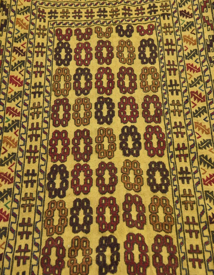 Detail image of 4' x 6' 6 Hand Woven Kilim Afghan Wool Rug