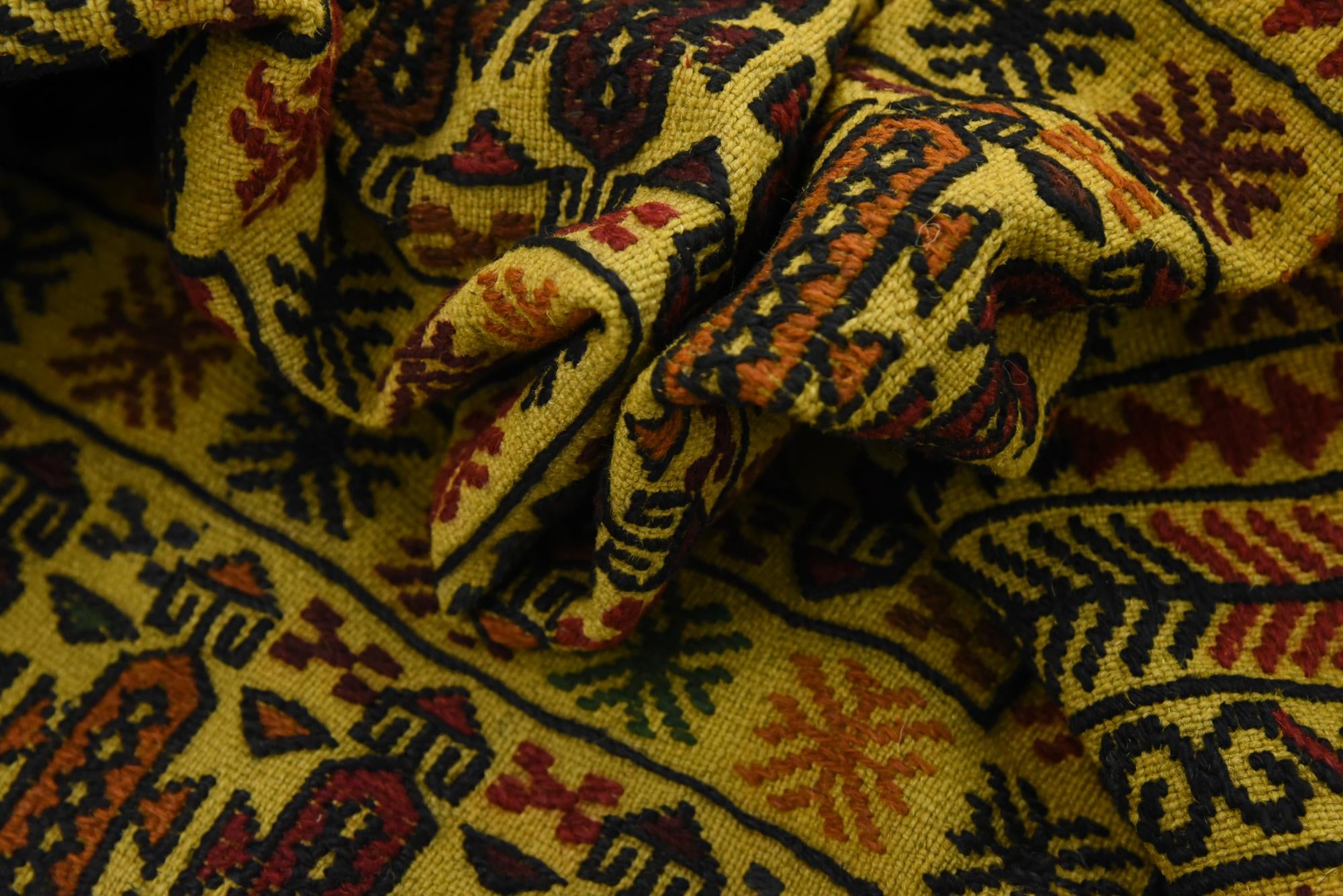 3' 8 x 6' Hand Woven Kilim Afghan Wool Rug