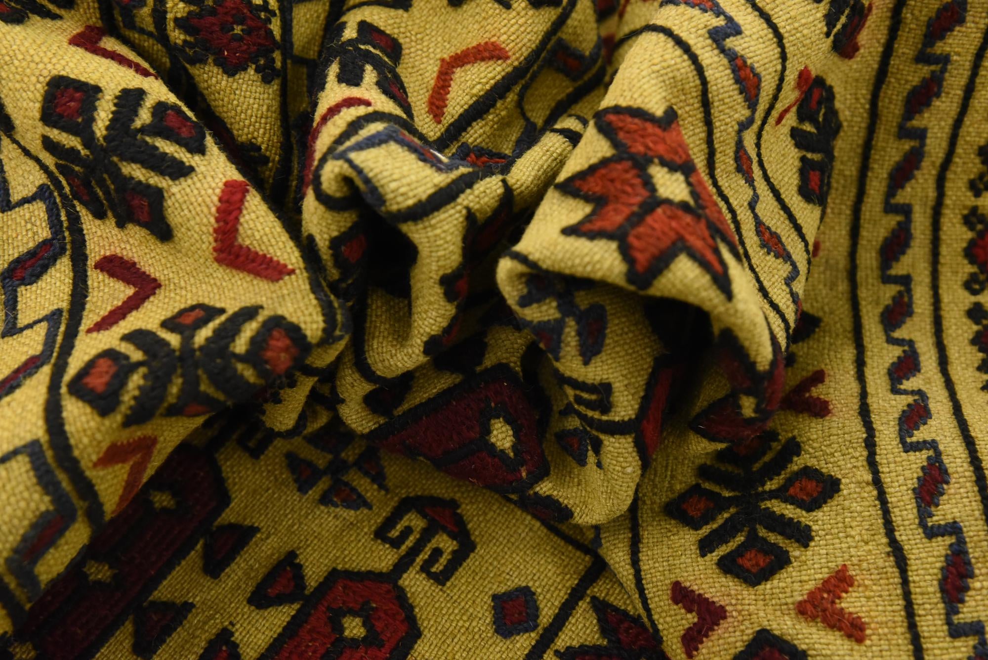 4' x 6' 4 Hand Woven Kilim Afghan Wool Rug