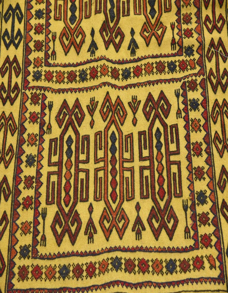 Detail image of 3' 10 x 5' 10 Hand Woven Kilim Afghan Wool Rug