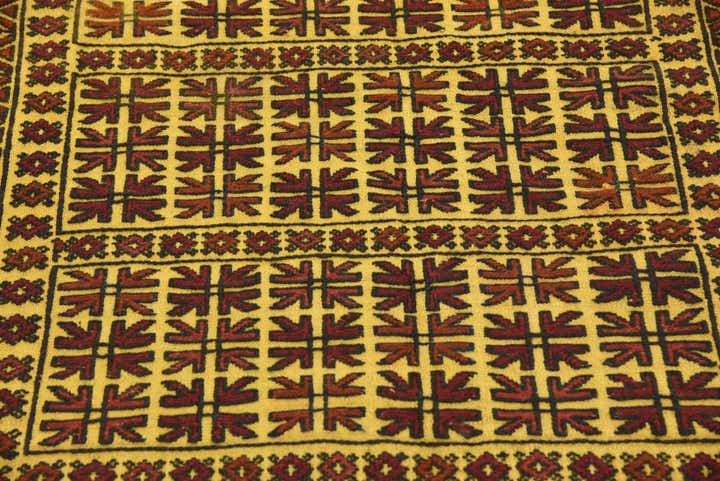 3' 9 x 6' 8 Hand Woven Kilim Afghan Wool Rug