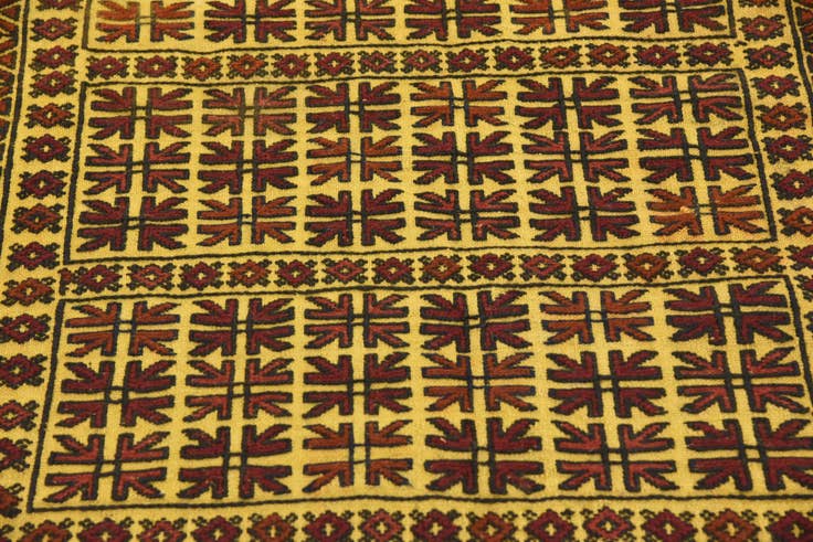 Detail image of 3' 9 x 6' 8 Hand Woven Kilim Afghan Wool Rug