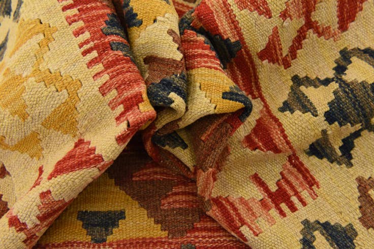 Detail image of 3' 3 x 4' 9 Hand Woven Kilim Maymana Wool Rug