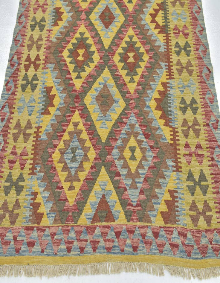 Detail image of 5' x 6' 5  Hand Woven Kilim Maymana Wool Rug