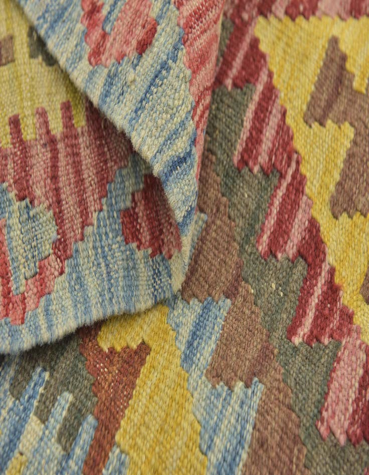 Detail image of 5' x 6' 5  Hand Woven Kilim Maymana Wool Rug