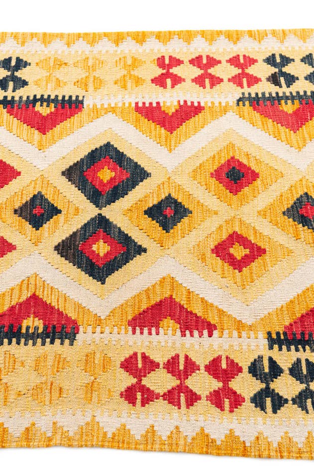 Detail image of 3' 7 x 6' 7 Hand Woven Kilim Maymana Wool Rug