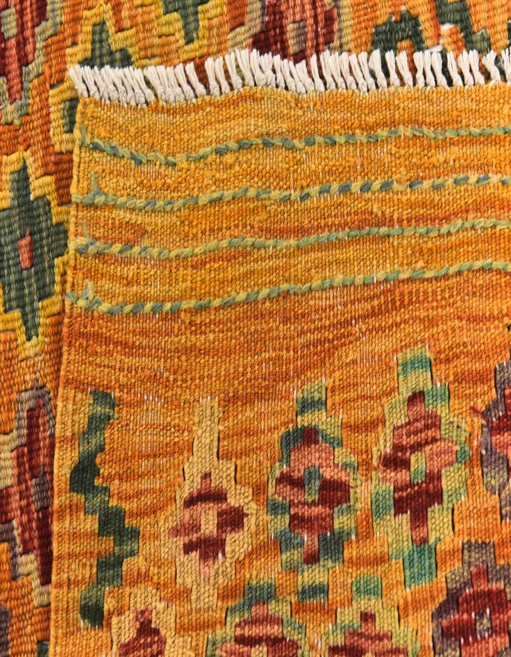 Detail image of 6' x 8' 6  Hand Woven Kilim Modern Wool Rug