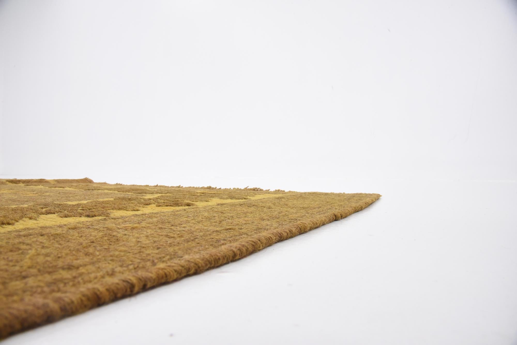 6' 6 x 9' 4 Hand Woven Kilim Suzani Wool Rug