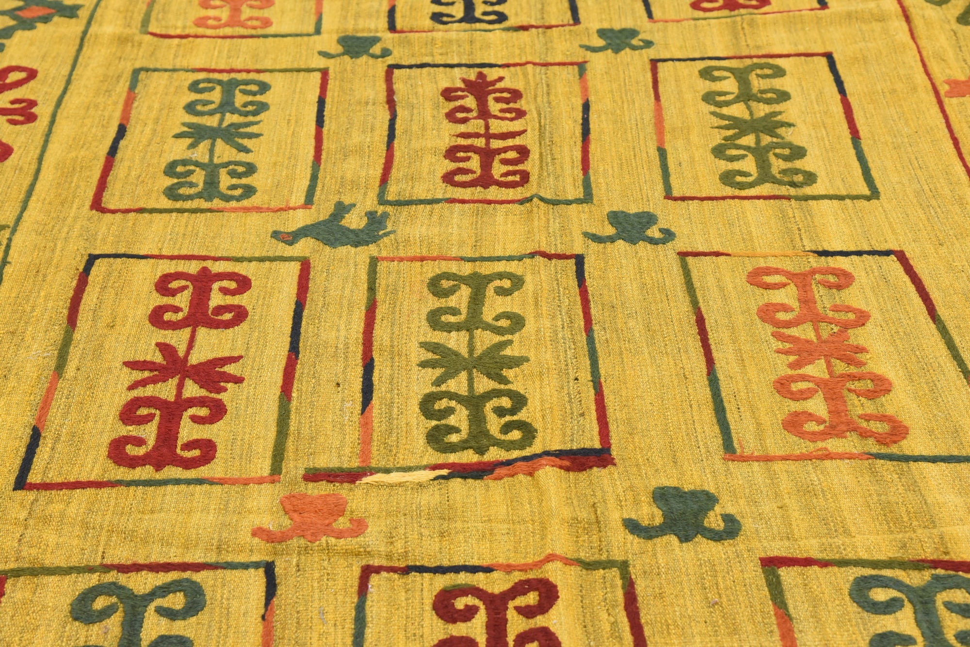 6' 10 x 9' 9 Hand Woven Kilim Suzani Wool Rug