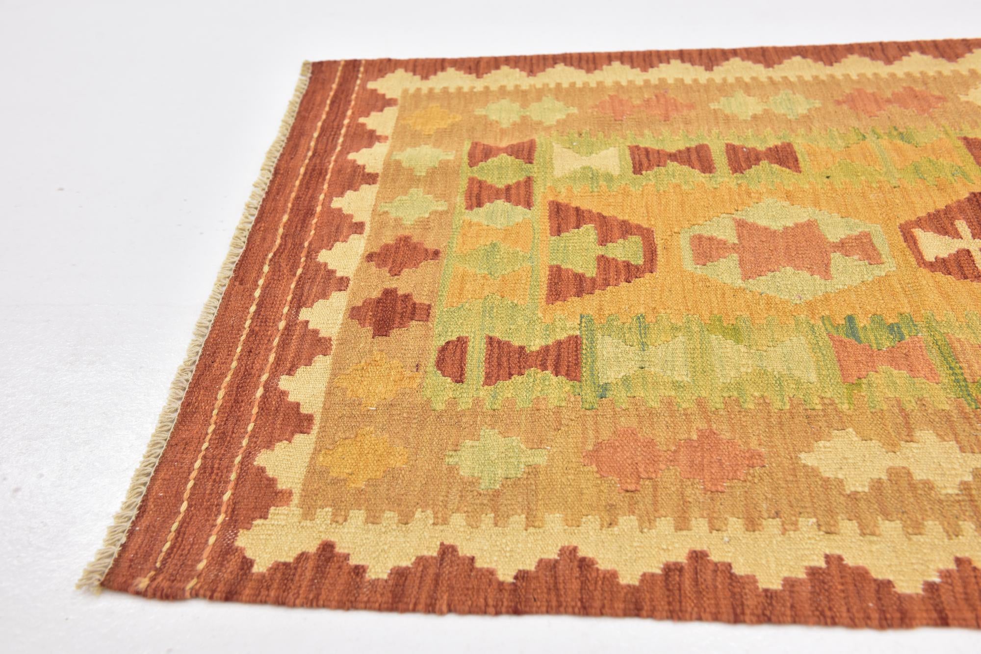 2' 6 x 4' 5 Hand Woven Kilim Waziri Wool Rug