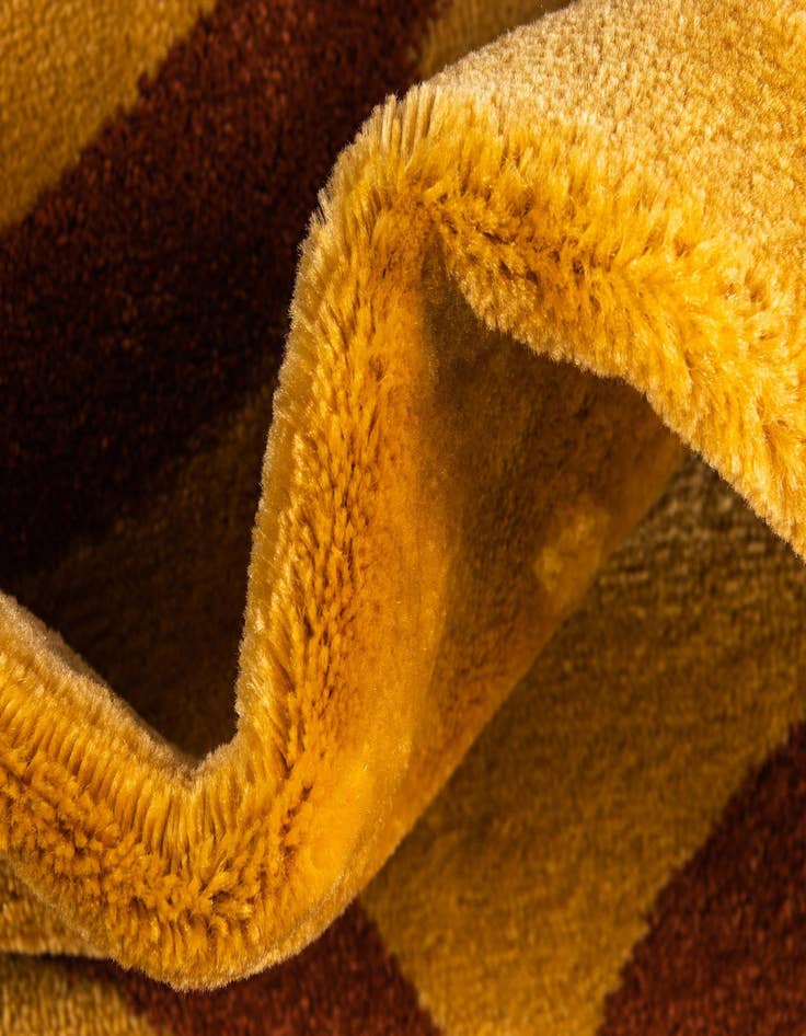 Detail image of 5' 3 x 7' 7 Lattice Rug