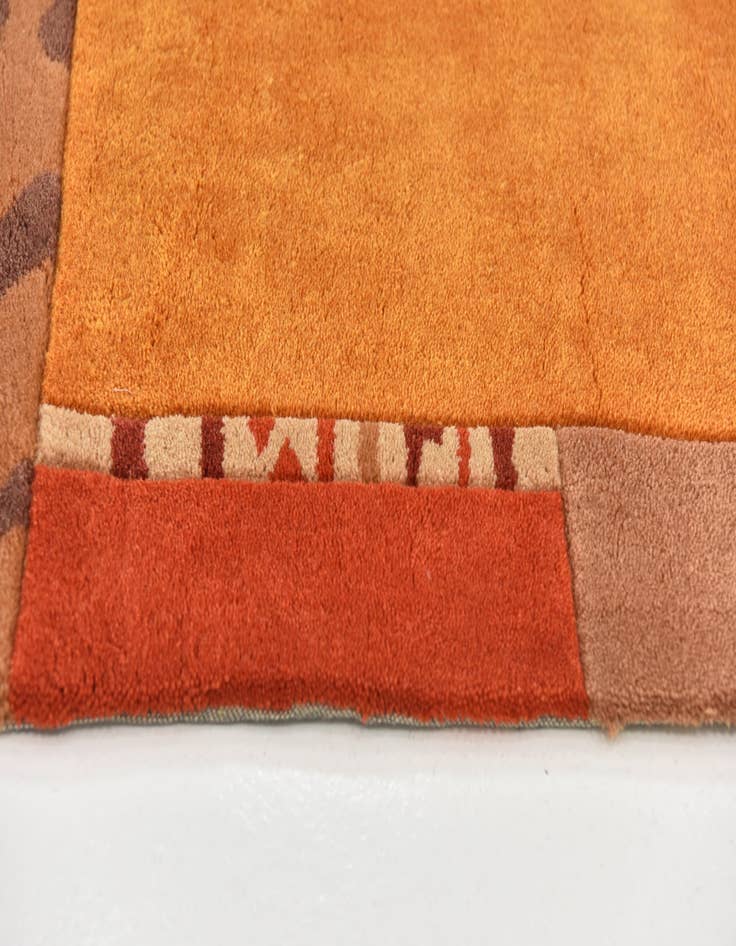 Detail image of 2' 10 x 5' Luna Wool Rug