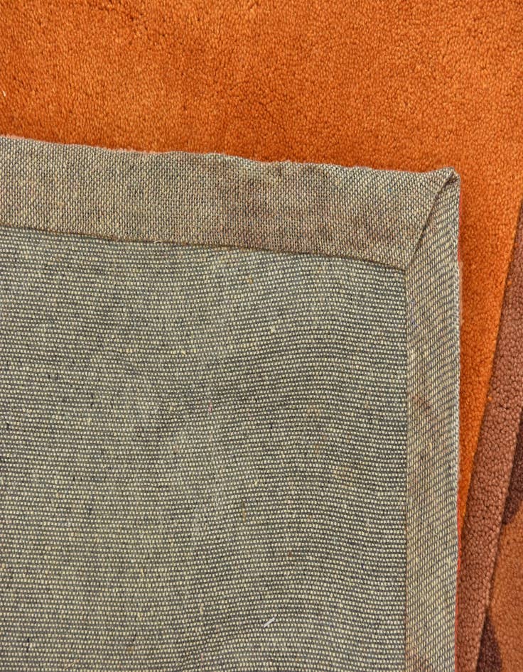 Detail image of 2' 10 x 5' Luna Wool Rug