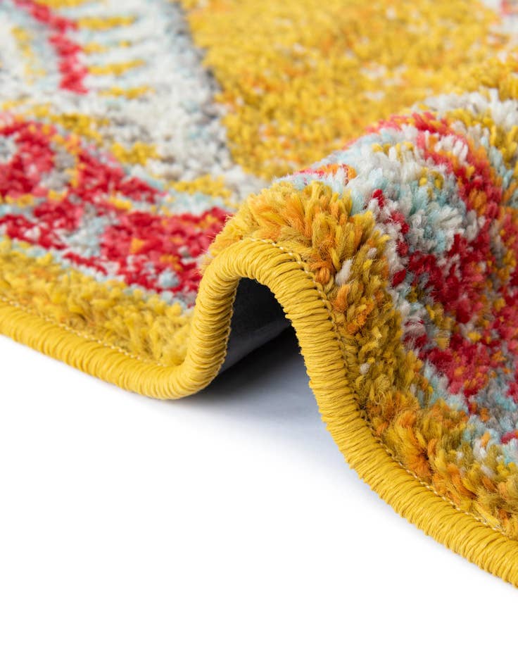 Detail image of 5' x 8' Madeline Rug