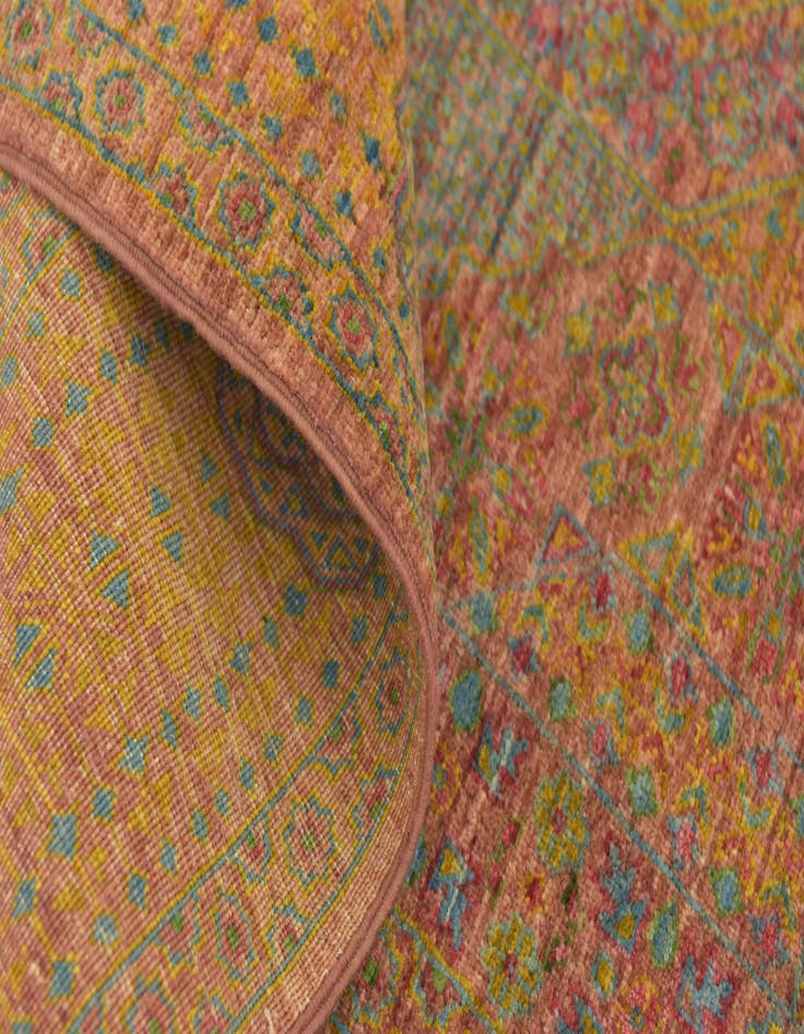 Detail image of 5' 6 x 7' 7  Hand Knotted Mamluk Ziegler Rug