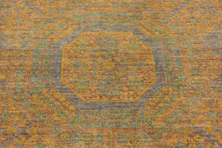 Detail image of 5' 6 x 7' 9 Hand Knotted Mamluk Ziegler Oriental Rug