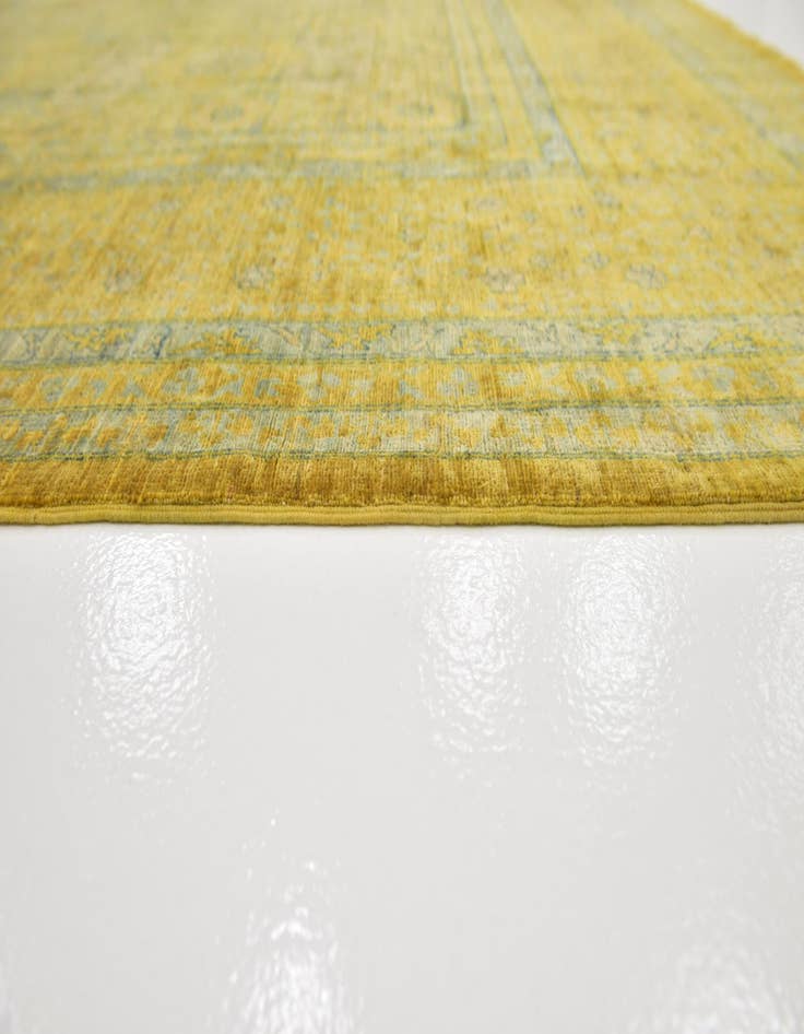 Detail image of 9' 10 x 14' 3  Hand Knotted Mamluk Ziegler Rug