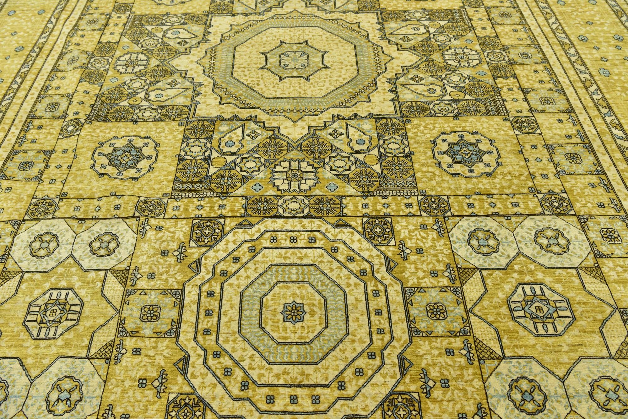 10' 2 x 14' 1 Hand Knotted Mamluk Ziegler Rug