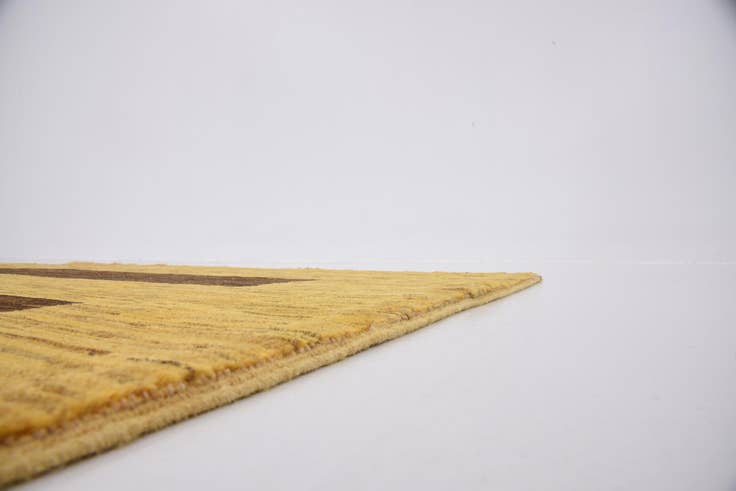 Detail image of 5' x 6' 6 Hand Knotted Modern Ziegler Rug