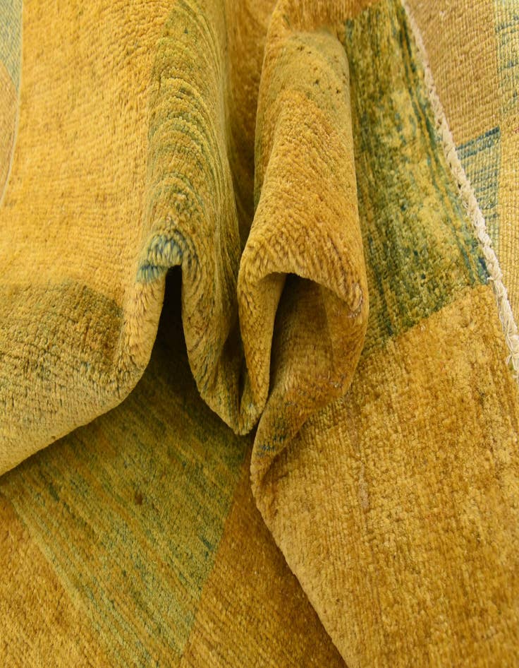 Detail image of 5' x 6' 6  Hand Knotted Modern Ziegler Rug