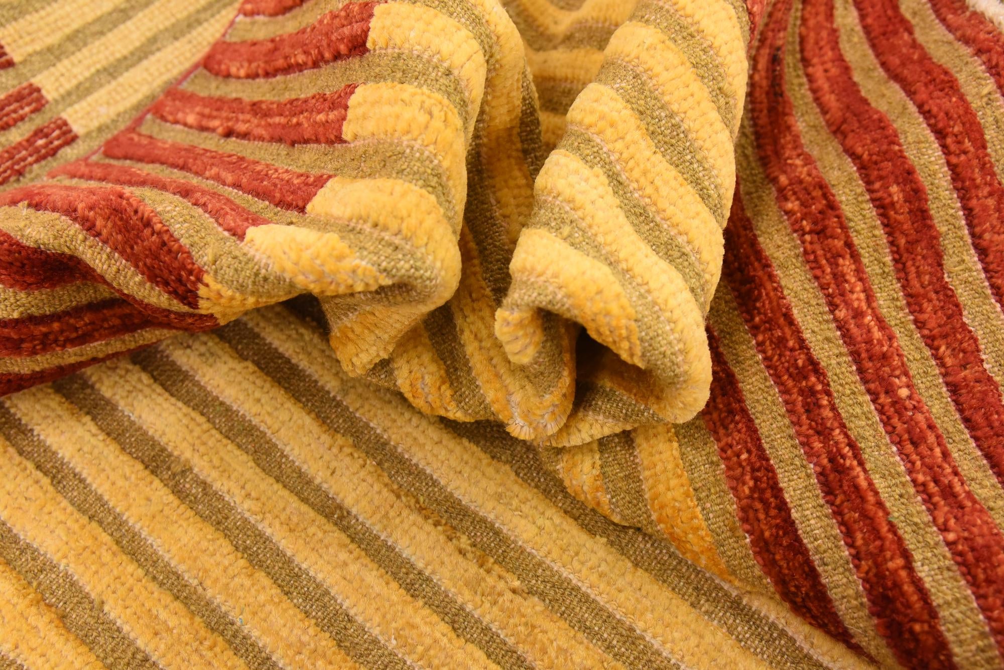 5' 3 x 6' 3 Hand Knotted Modern Ziegler Rug
