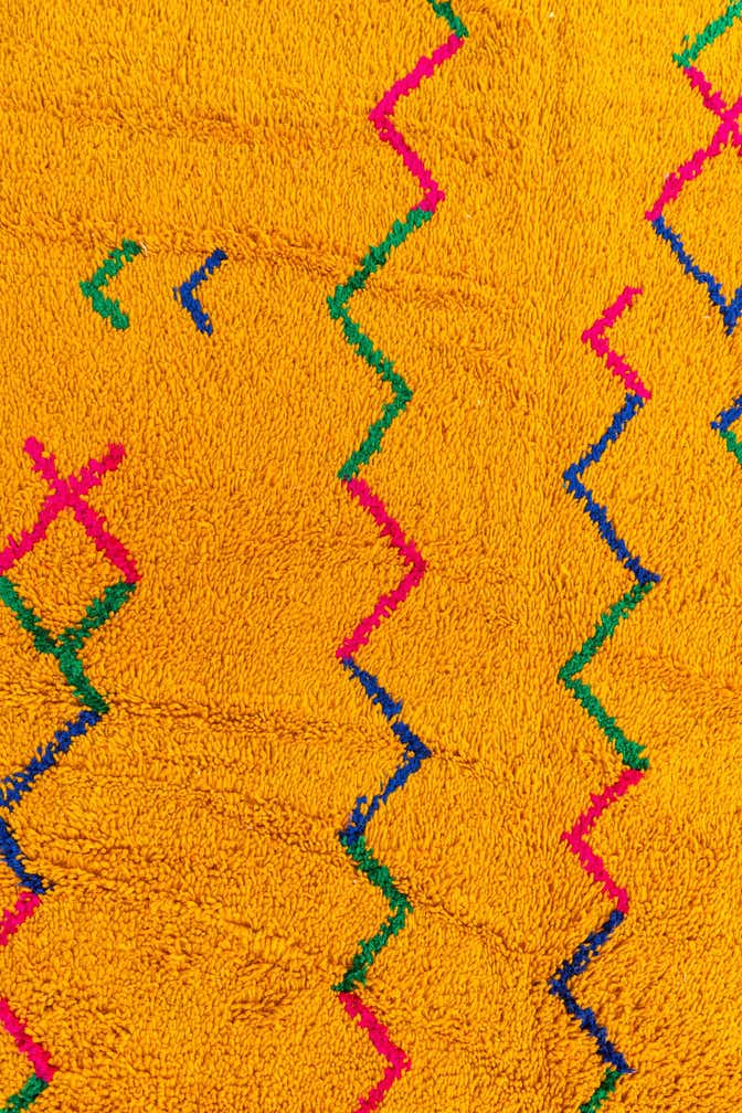 6' 10 x 9' 7 Hand Knotted Moroccan Wool Rug