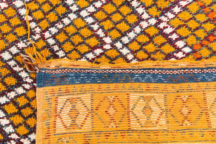 5' 4 x 9' Hand Knotted Moroccan Oriental Wool Rug