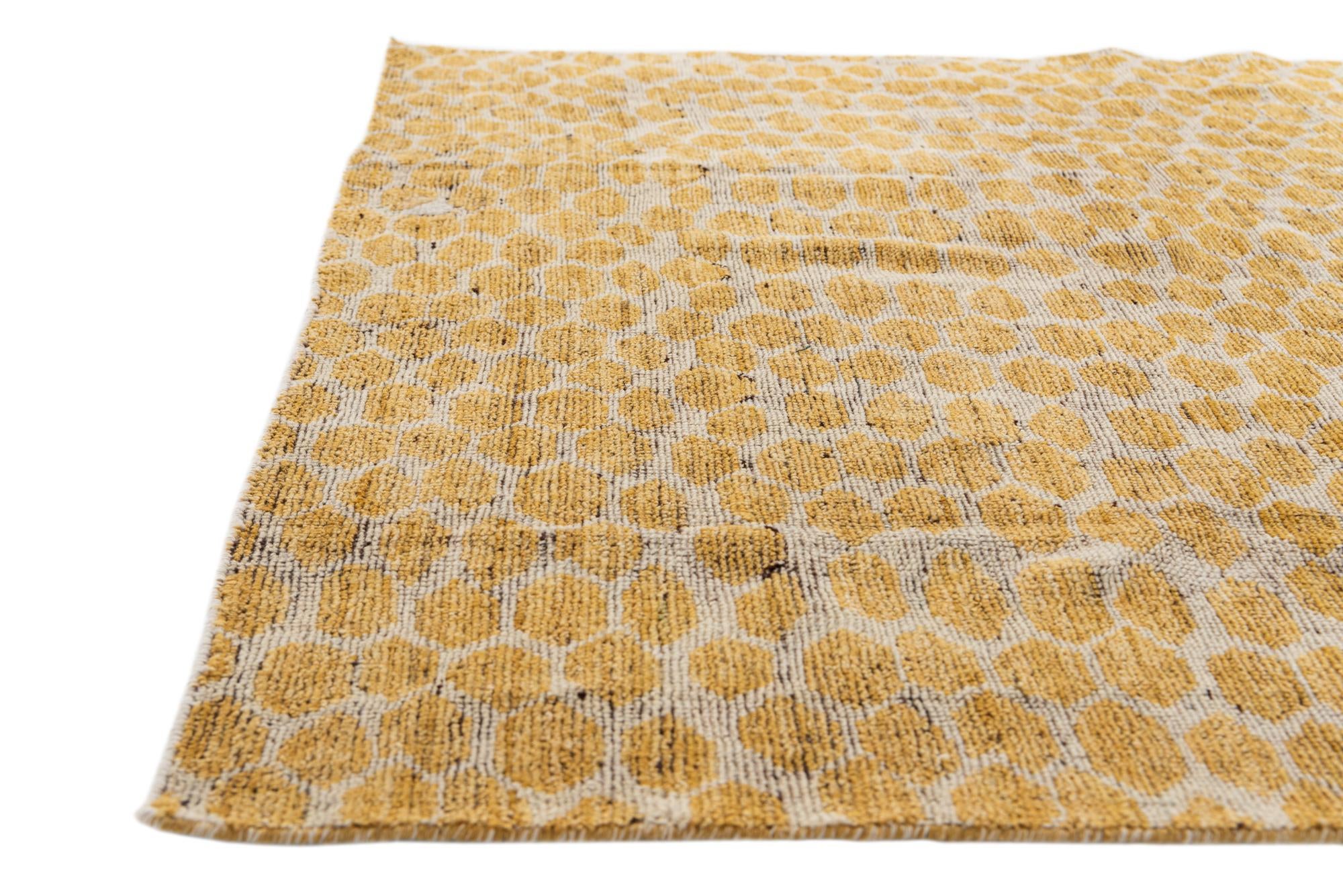 6' 1 x 9' 1 Hand Knotted Moroccan Wool Rug