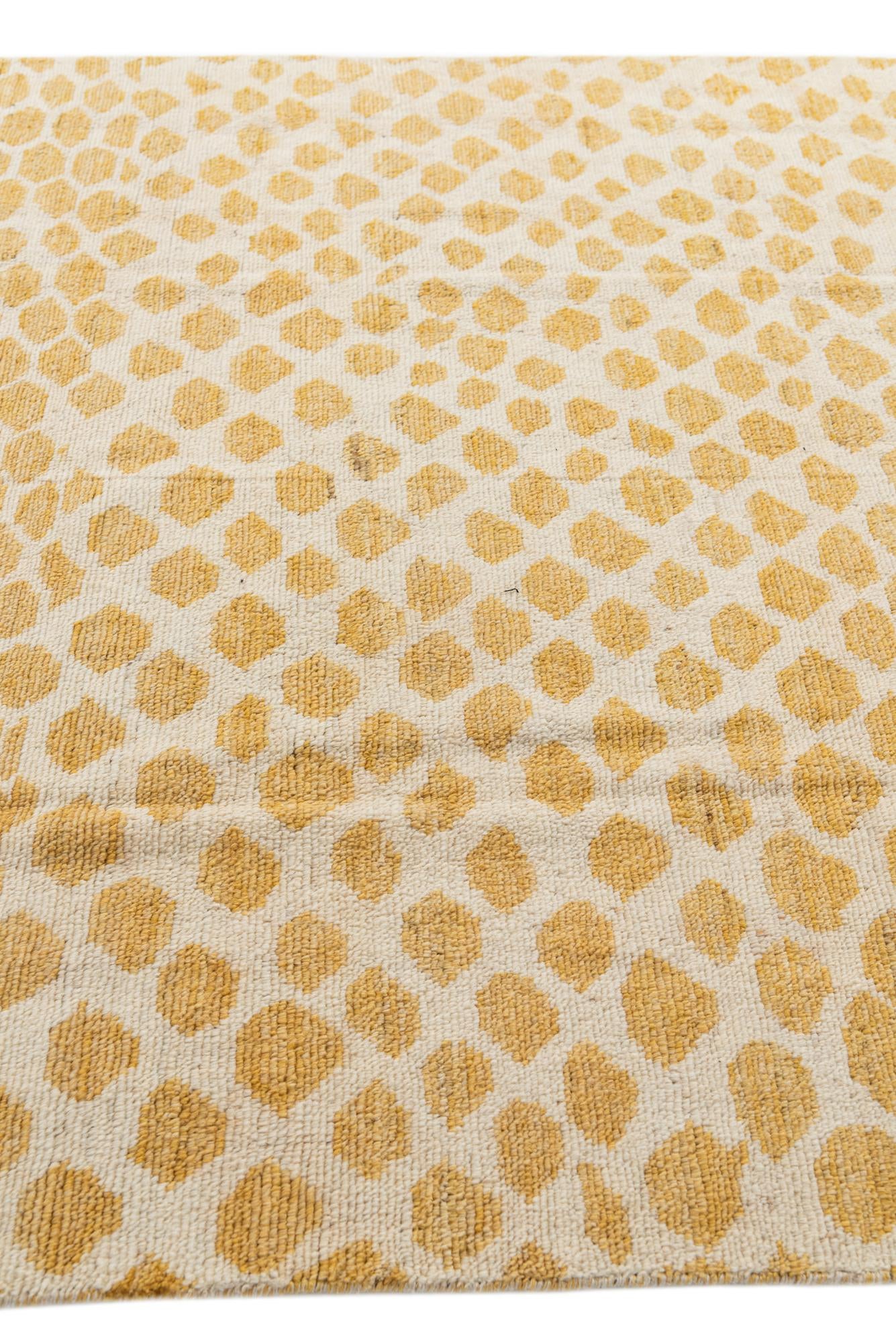 6' 2 x 9' 2 Hand Knotted Moroccan Wool Rug