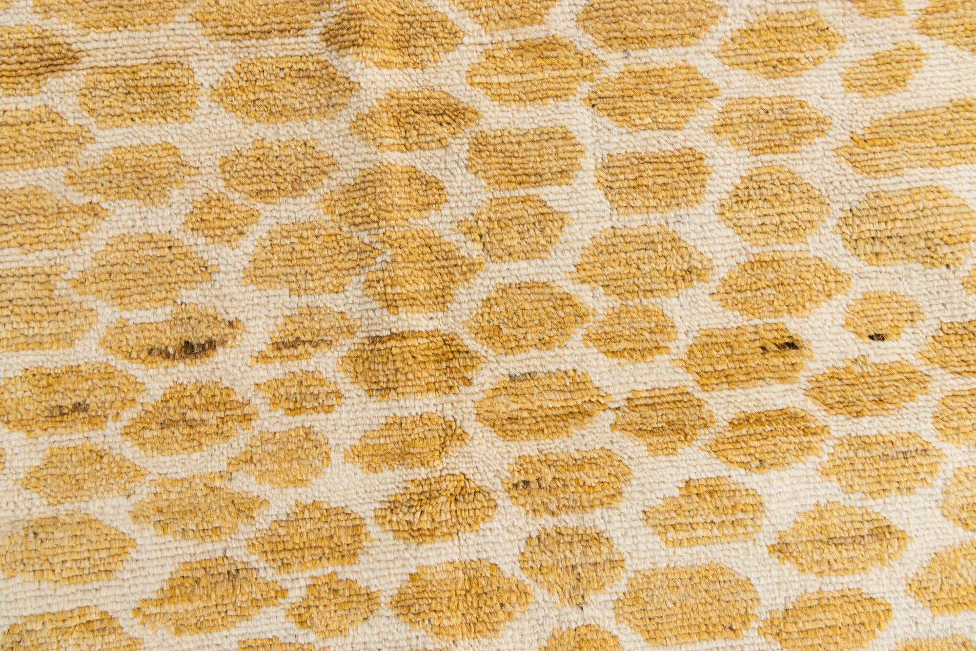 6' 2 x 9' 2 Hand Knotted Moroccan Wool Rug