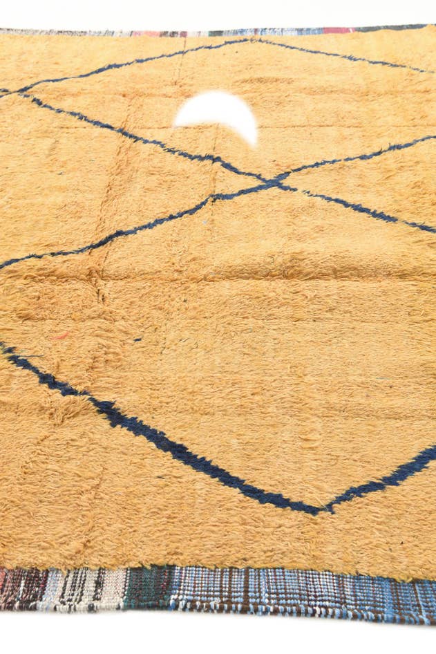 Detail image of 8' 9 x 12' 8 Hand Knotted Moroccan Wool Rug